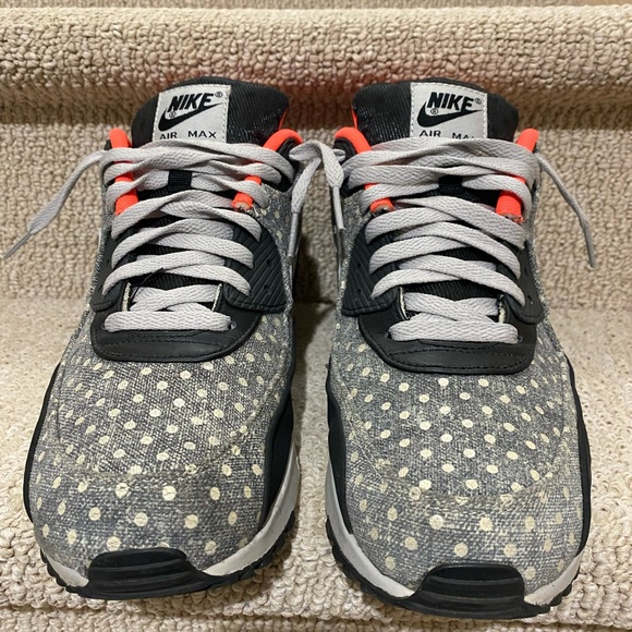 Preowned Mens’s Air Max 90 size 12 - Picture 2 of 6